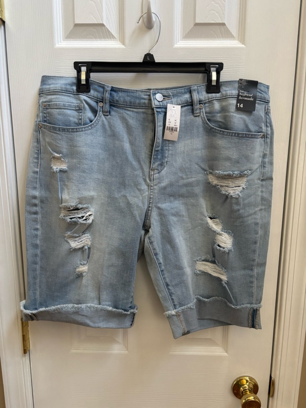 Soho New York & Co Women’s Shorts Bowery Boyfriend Bermuda Light Blue Sz 14, NWT